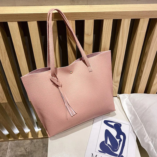 Maureen - Elegant and Fashionable Shoulderbag